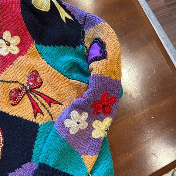 80’s beaded sweater with shoulder pads - Picture 6 of 7